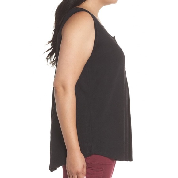 NWT Caslon | Plus Size Roundneck Drape Tank Top - Picture 2 of 10